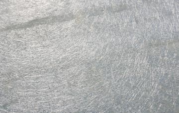 Kniveton laminate fibreglass or shingles?